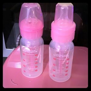 6 used 4oz Dr.Brown bottles w/ new newborn nipples